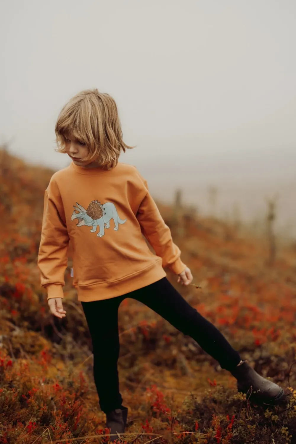 Metsola Be Strong Oversize -Paita | Pumpkin Online
