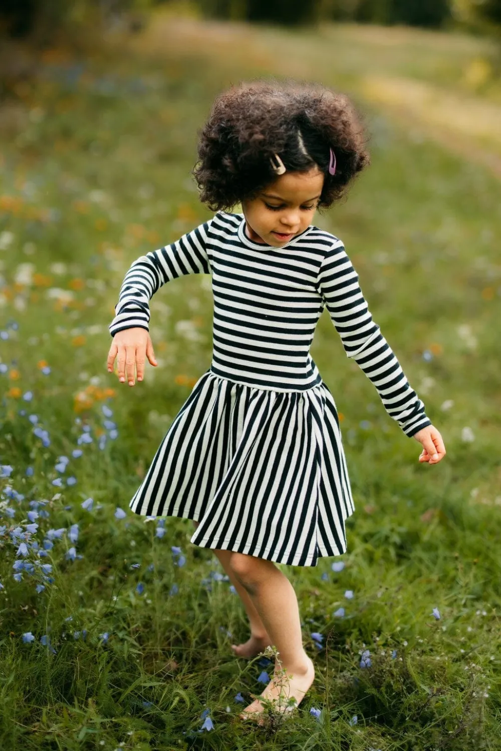 Metsola Striped Rib -Mekko | Licorice/ Vanilla Shop